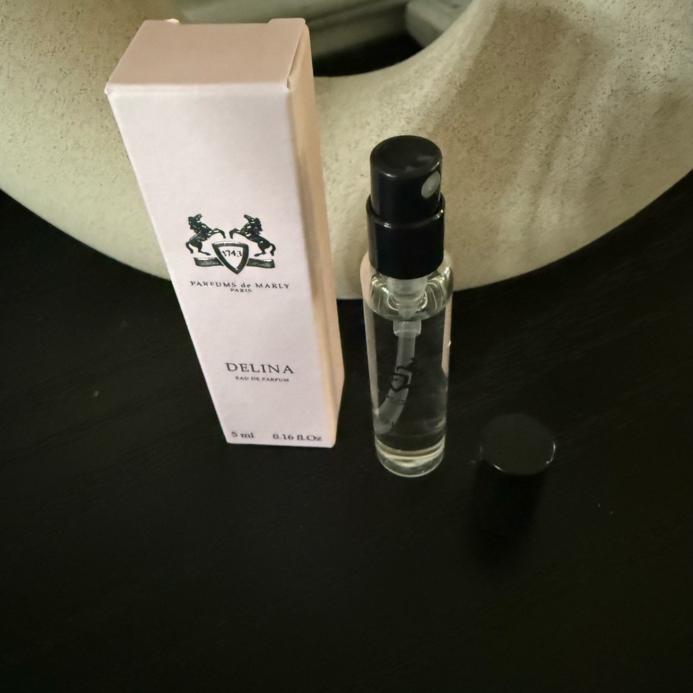 Delina  travel spray 5 ml
Brand new - Picture 4 of 6